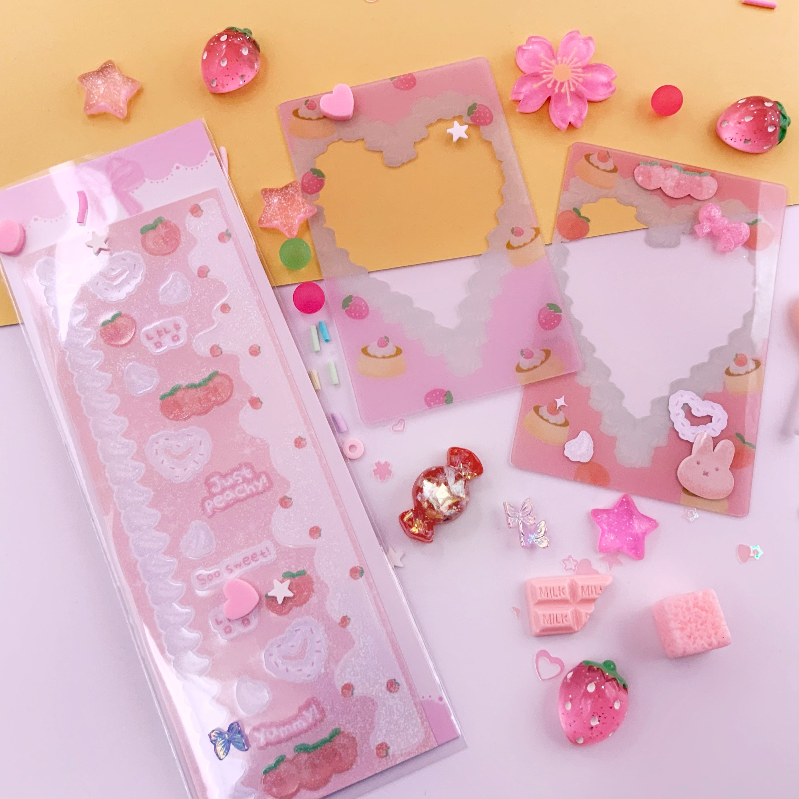 assortedimg-minsstudios-peachesstrawberry-2799px